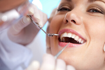 Dentist in North Vancouver, B.C. - What is the Pinhole Surgical Technique?